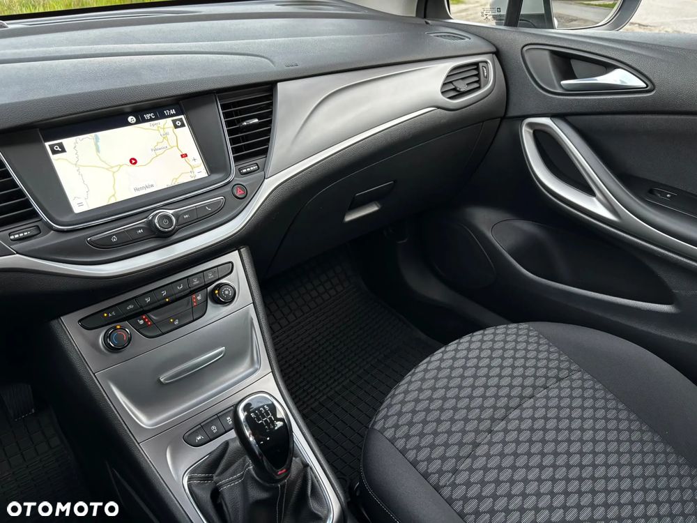 Opel Astra - 14