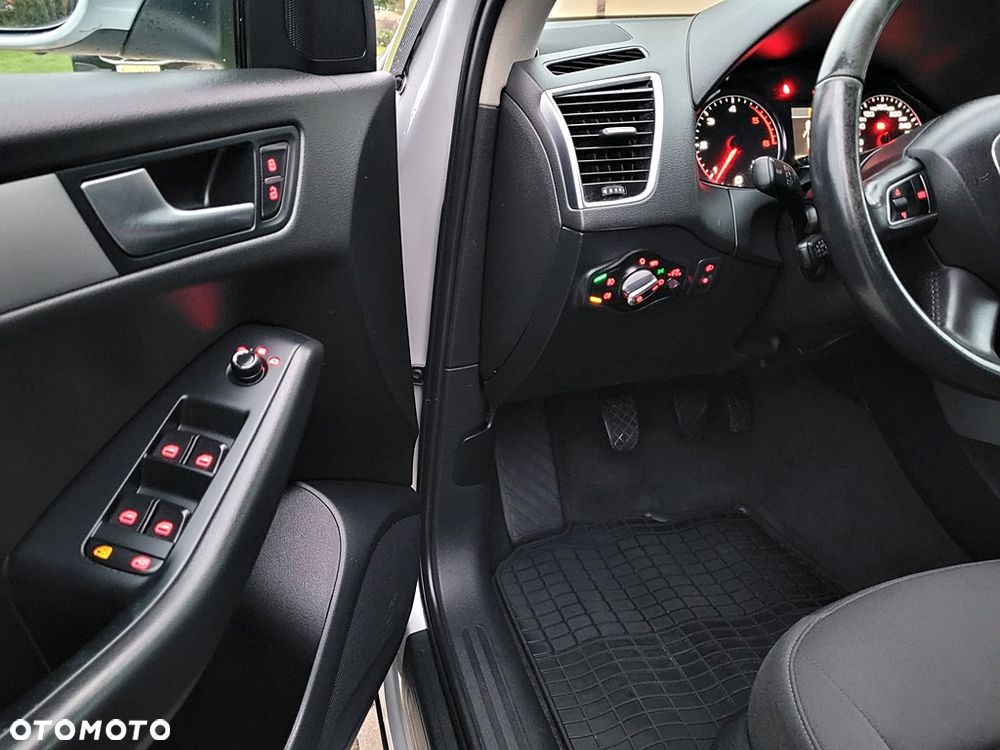 Volvo V40 Cross Country D2 Momentum - 26