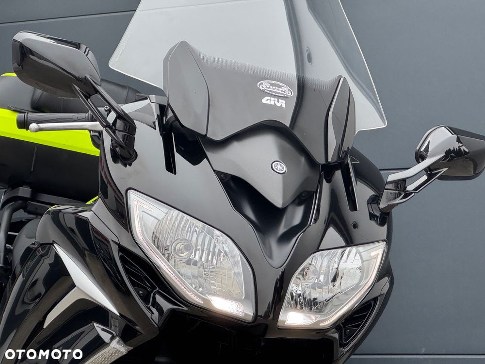 Yamaha FJR - 3