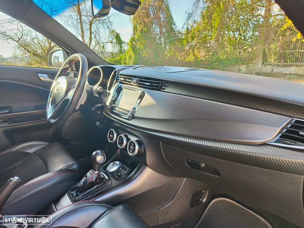 Alfa Romeo Giulietta 1750 TBi Veloce TCT - 29