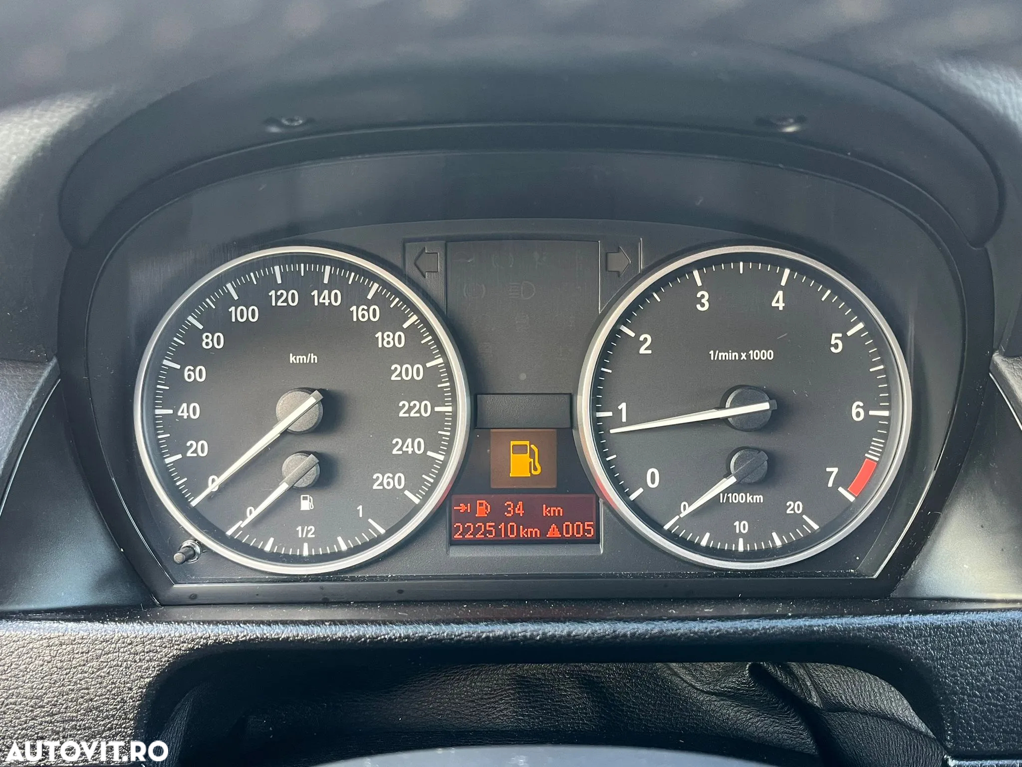 BMW X1 sDrive18i - 11