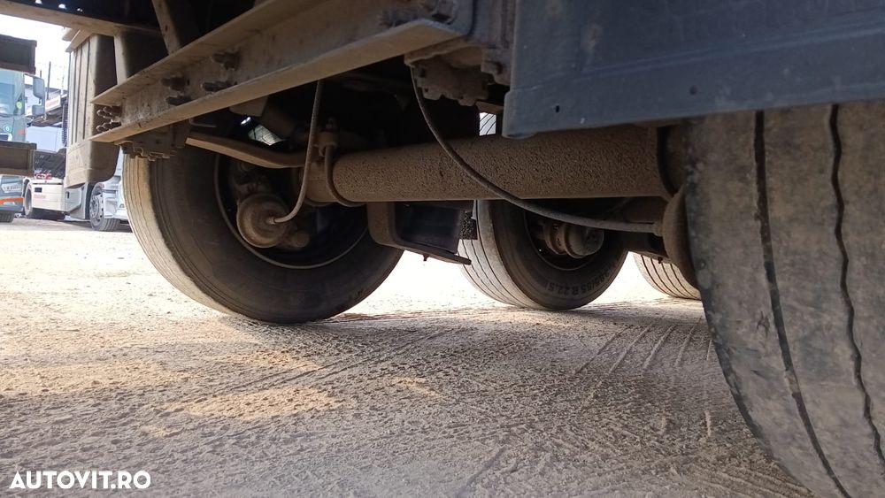 Schmitz Cargobull SCB S3T - 16