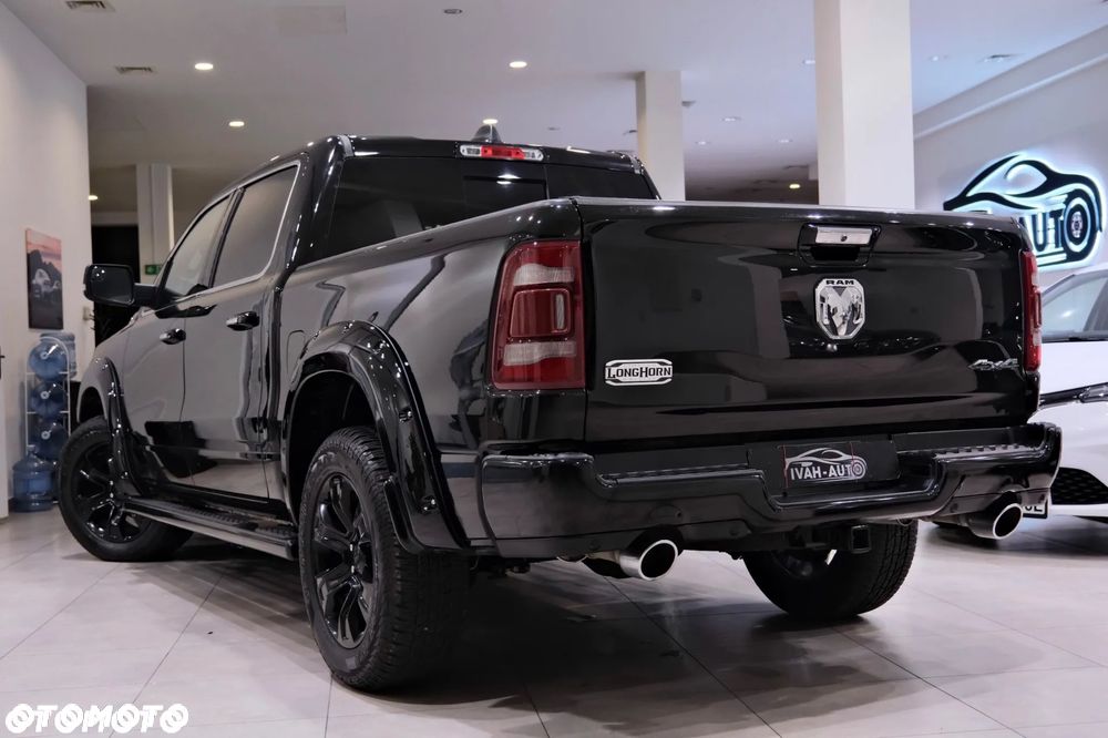 RAM 1500 Crew Cab Longhorn - 11