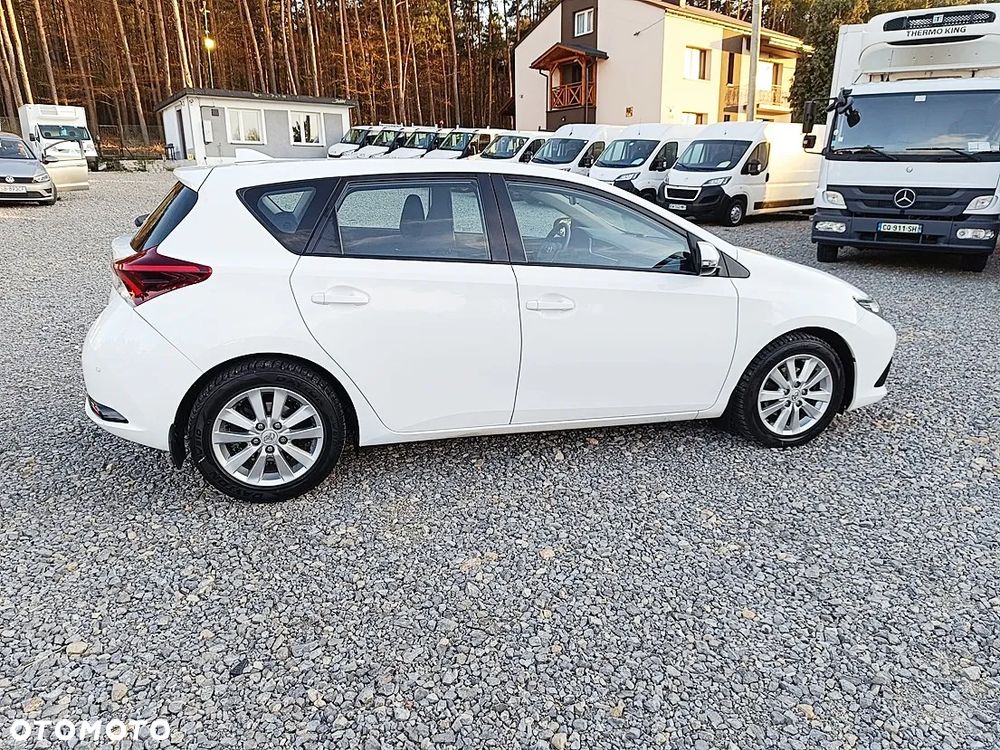 Toyota Auris 1.33 VVT-i Active - 8