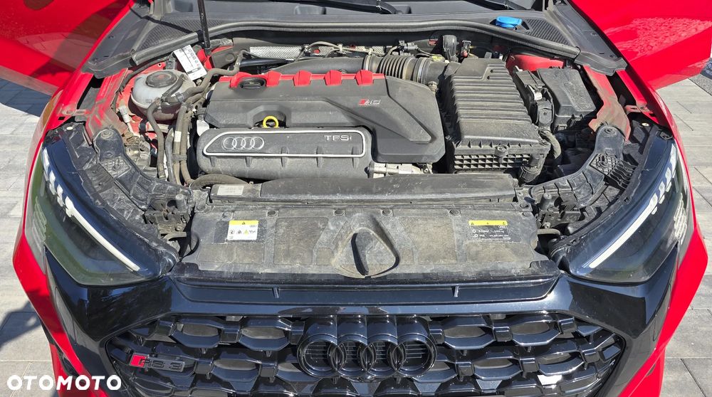 Audi RS3 Limousine - 16