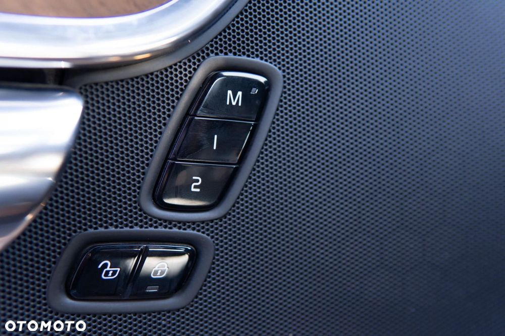 Volvo V90 D4 Inscription - 29