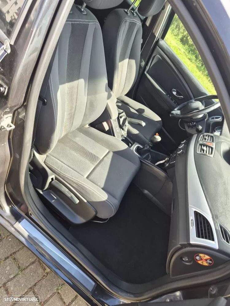 Renault Mégane 1.5 dCi Dynamique SS - 19