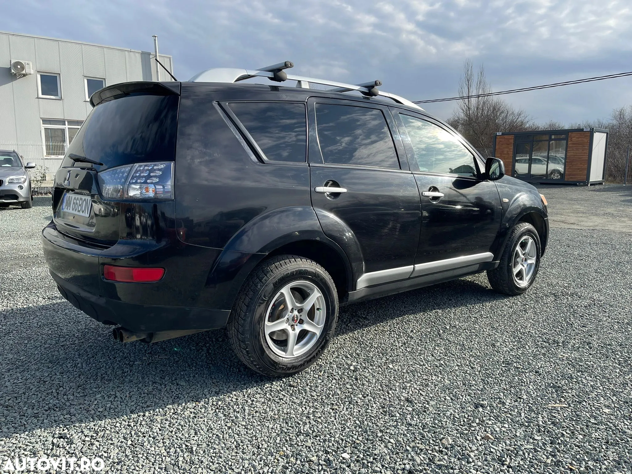 Mitsubishi Outlander 2.2 DI-D NAVI Instyle - 20