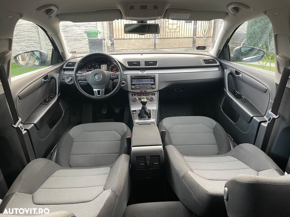 Volkswagen Passat - 7