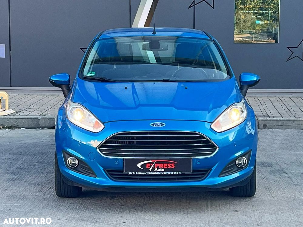 Ford Fiesta 1.0 EcoBoost S&S TITANIUM - 11