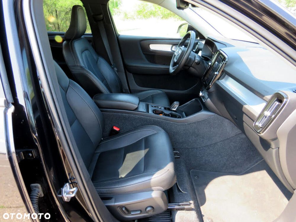 Volvo XC 40 T5 AWD Momentum - 13