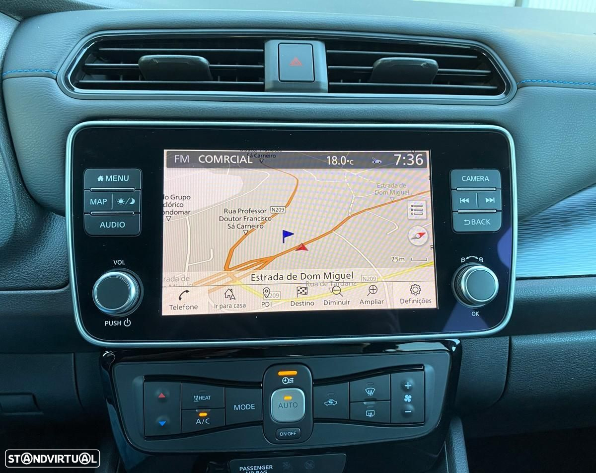 Nissan Leaf N-Connecta - 11