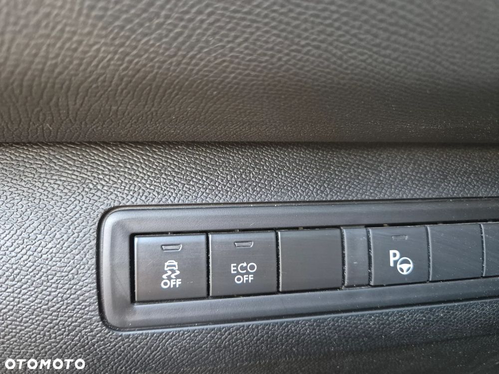 Peugeot 308 BlueHDi FAP 150 EAT6 Stop&Start GT-Line Edition - 26