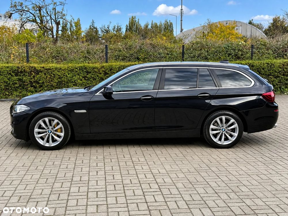 BMW Seria 5 525d xDrive - 8