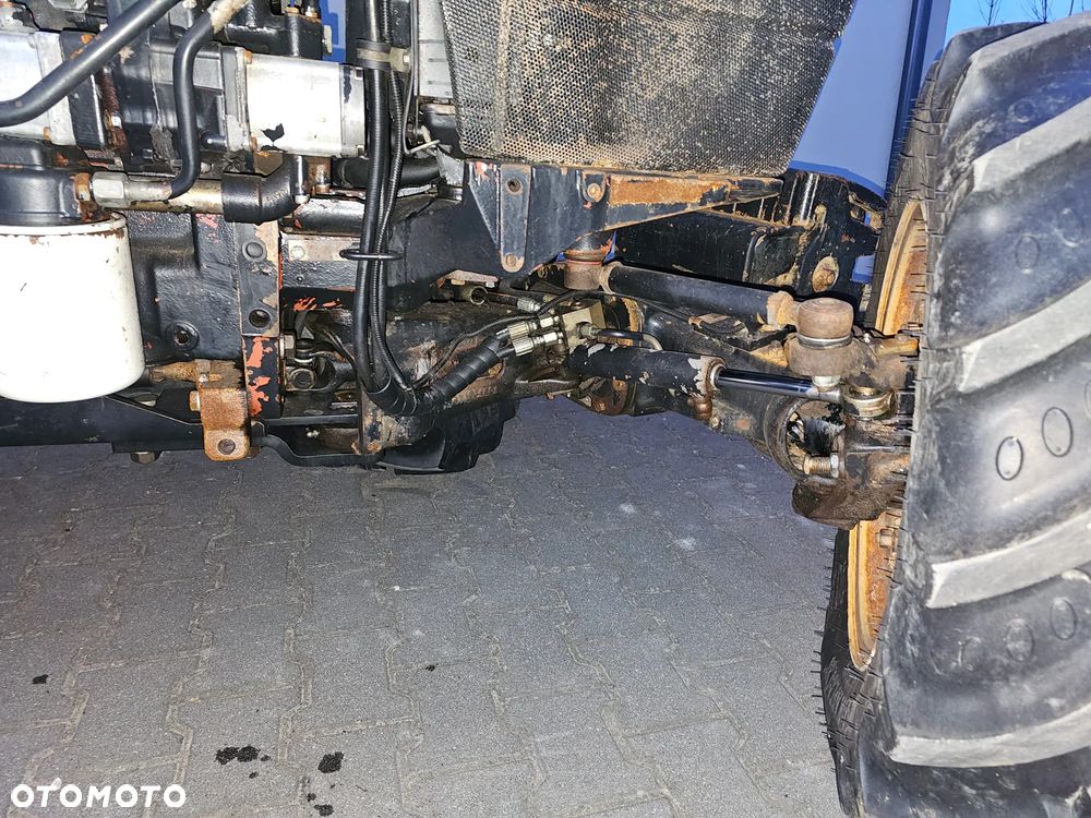 New Holland U2D6 ( w dokumentach) , model handlowy TN 85 FA - 20