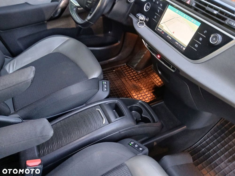 Citroën C4 Picasso 2.0 BlueHDi Shine S&S EAT6 - 22