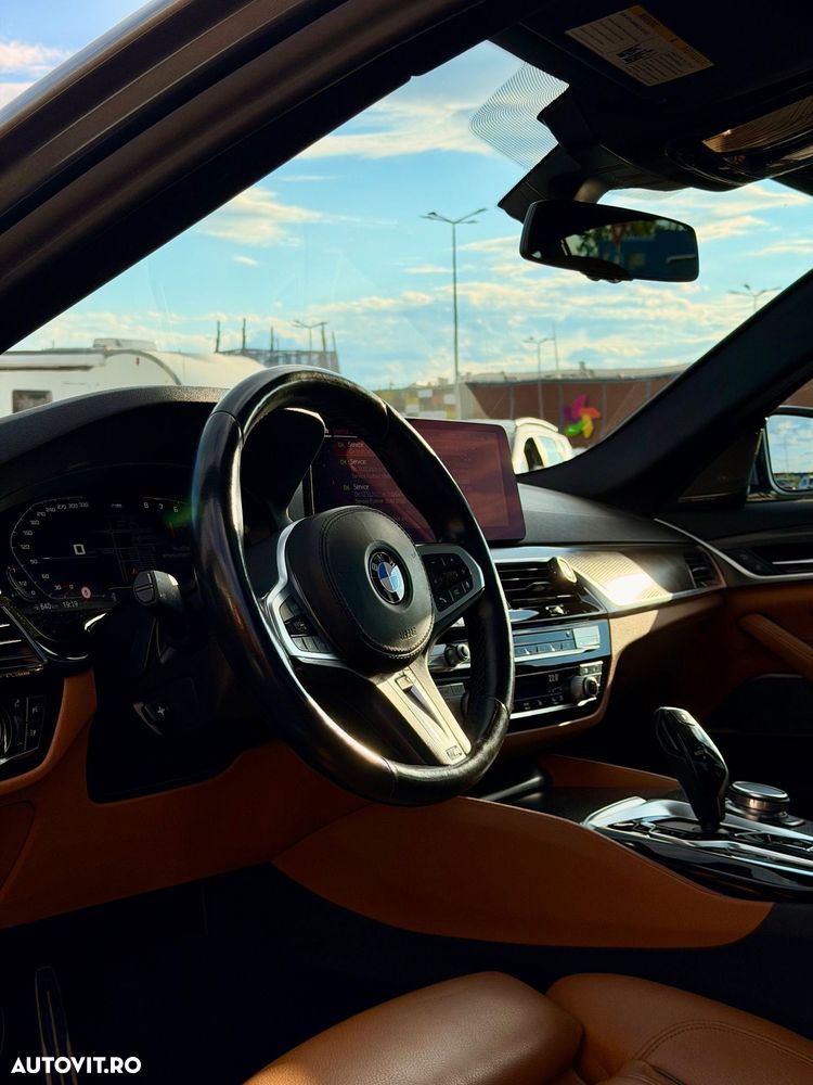 BMW Seria 5 530i xDrive Aut. M Sport Edition - 15