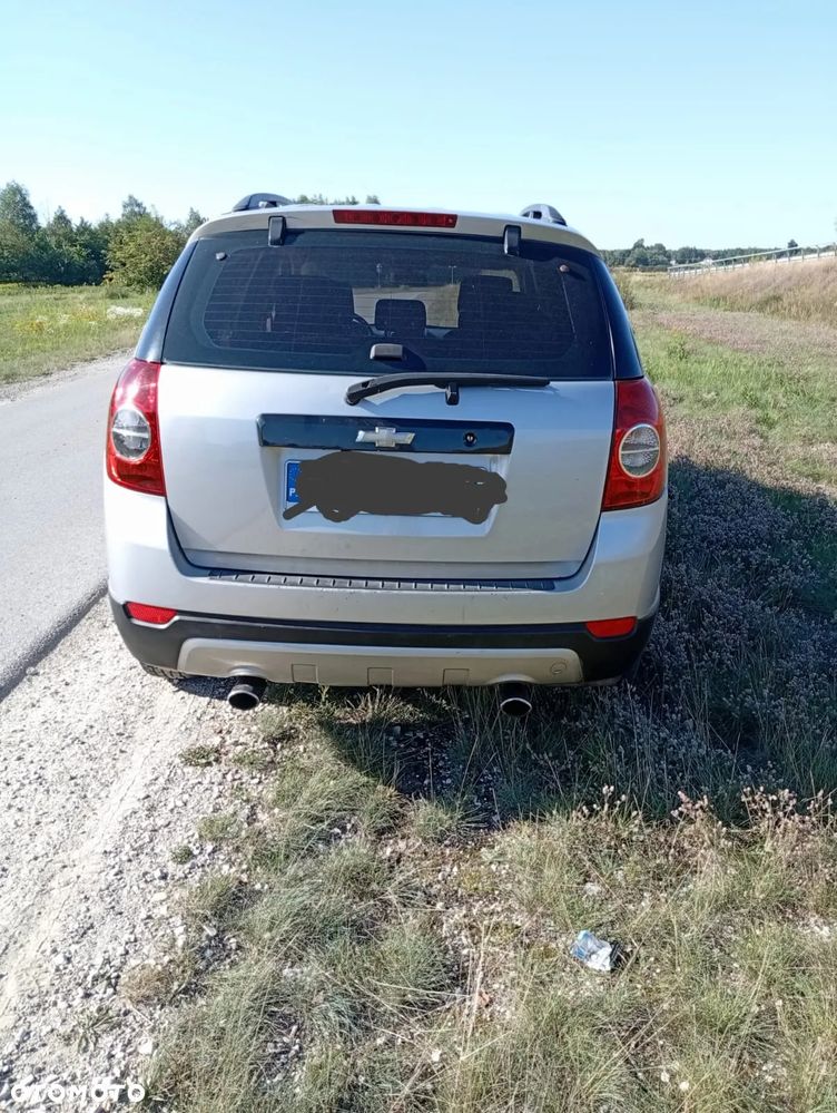 Chevrolet Captiva 2.4 LS 5os - 9