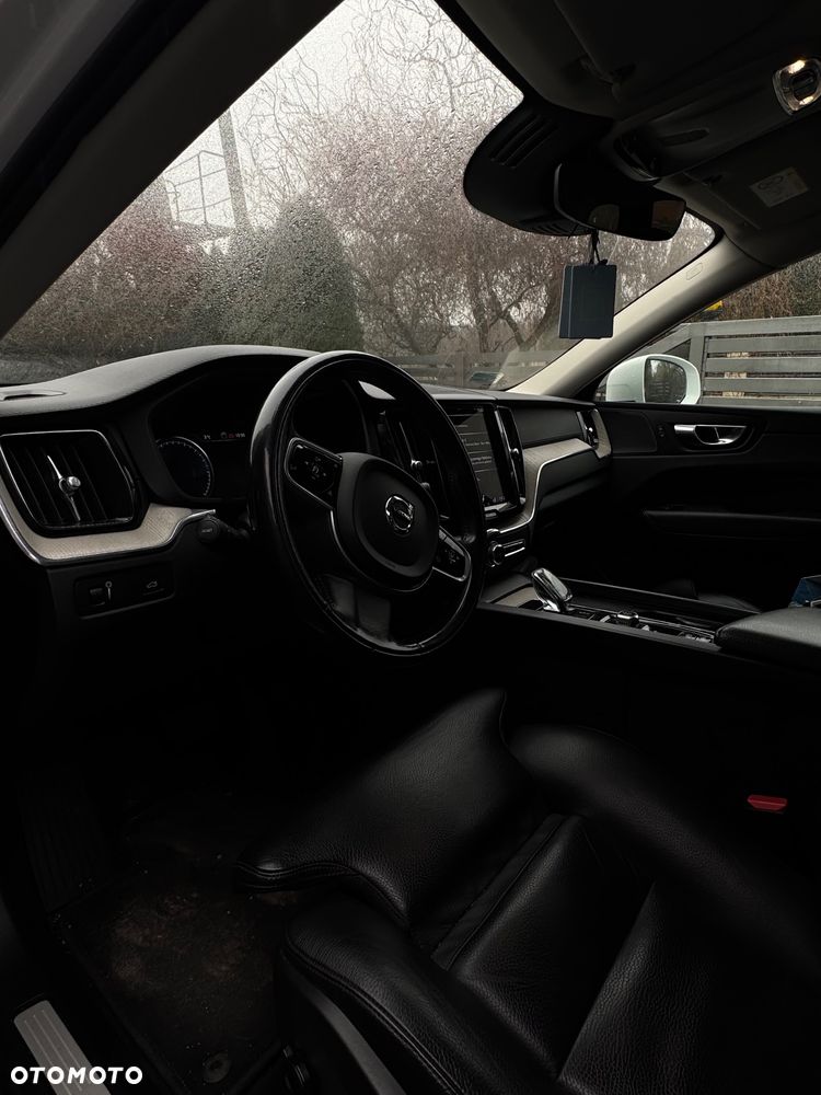 Volvo XC 60 B5 B AWD Inscription - 21