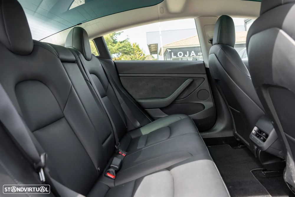 Tesla Model 3 Long Range Tração Traseira - 19