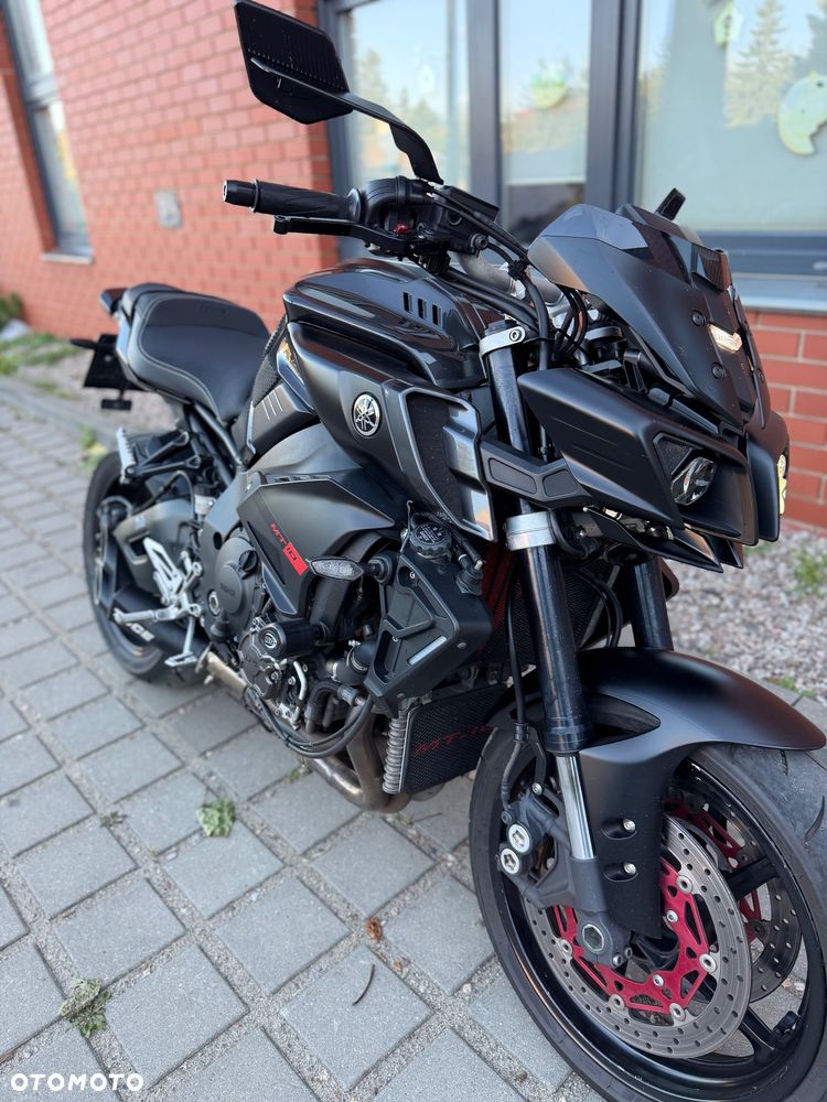 Yamaha MT - 2