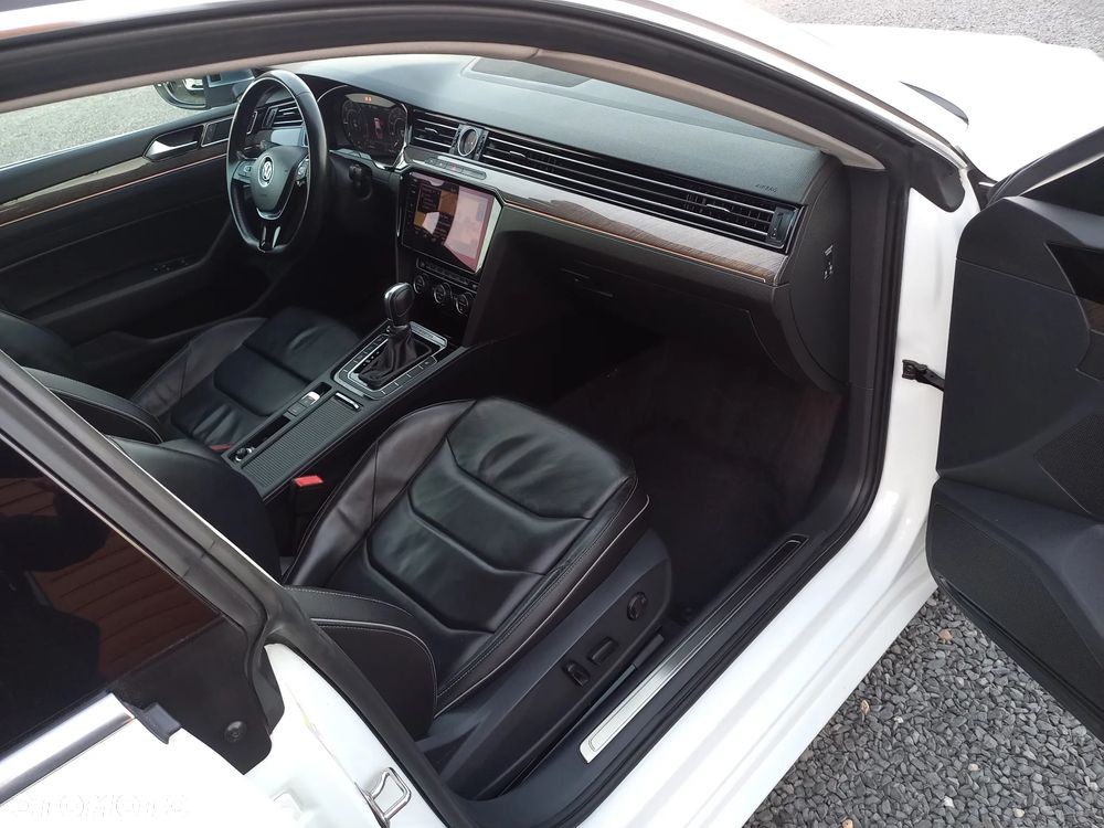 Volkswagen Arteon 2.0 TDI Bi-Turbo SCR 4Mot Elegance DSG - 27