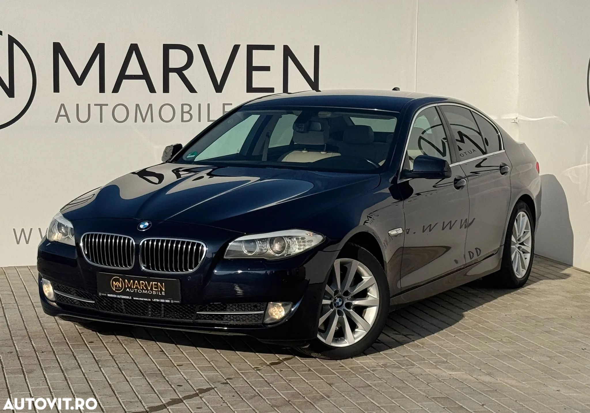 BMW Seria 5 525d xDrive AT - 1