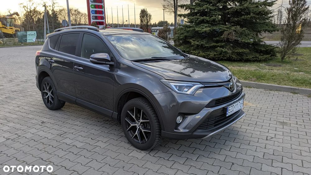Toyota RAV4 2.0 Platinum 4x4 - 2