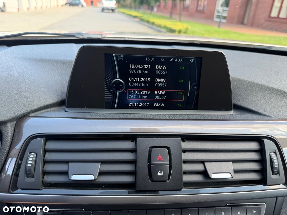 BMW Seria 3 316i Modern Line - 30