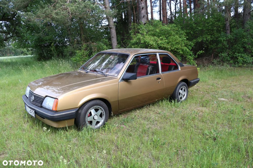 Opel Ascona - 7