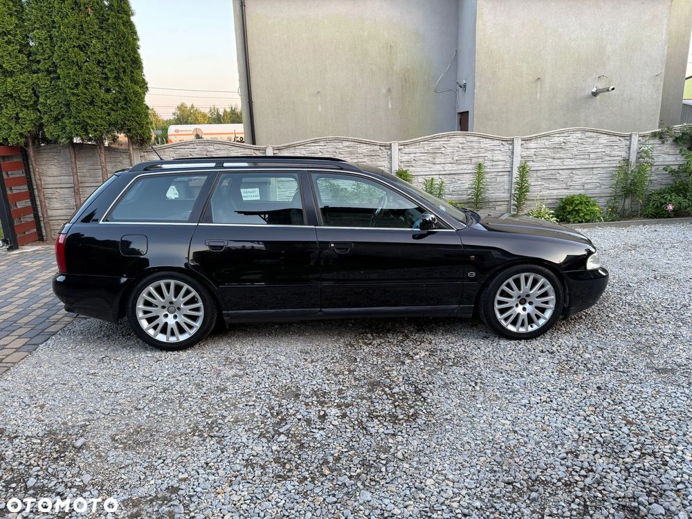 Audi A4 Avant 2.6 - 4