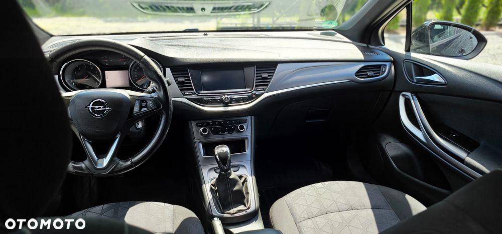 Opel Astra 1.4 T 120 Lat - 9