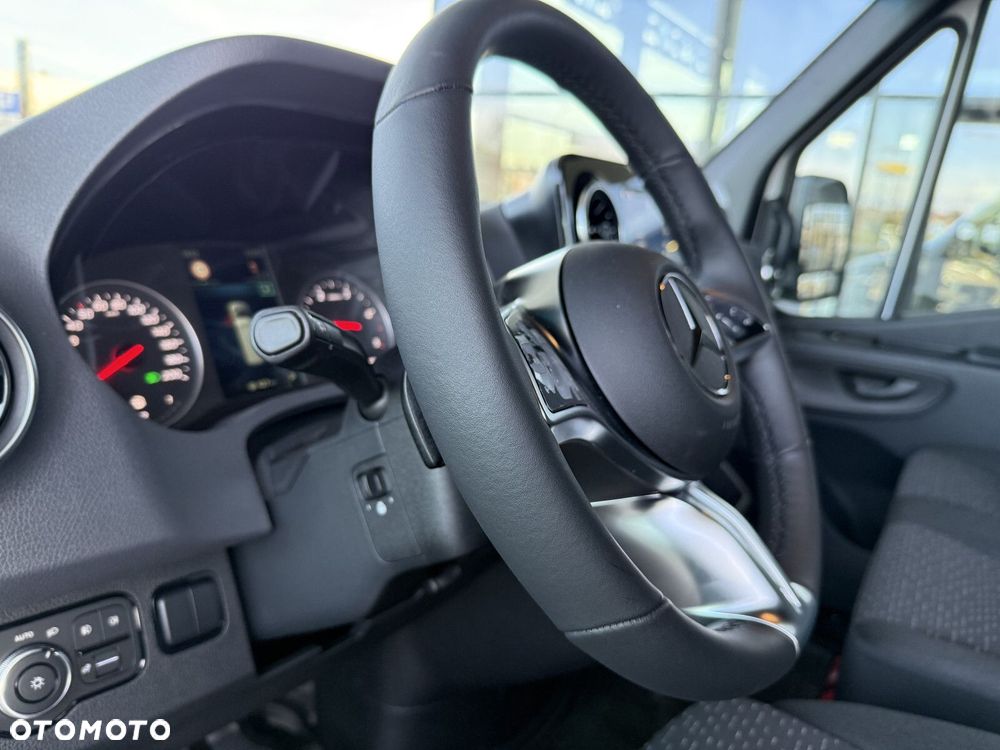 Mercedes-Benz Sprinter 519 CDI izoterma, agregat - 15