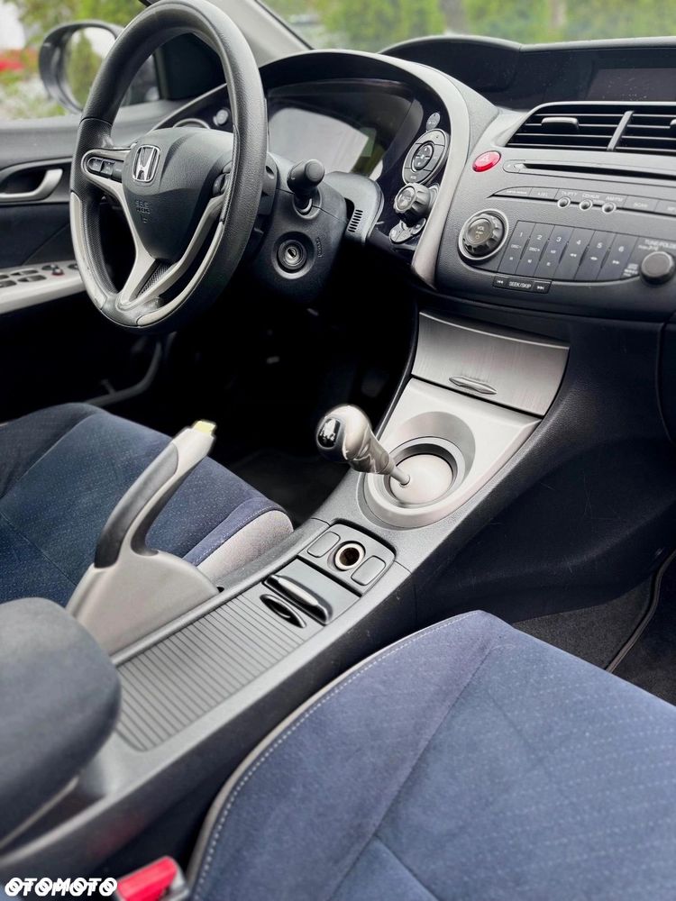 Honda Civic 1.4 Comfort - 11