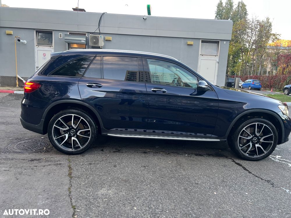 Mercedes-Benz GLC 300 4MATIC 9G-TRONIC AMG Line - 4