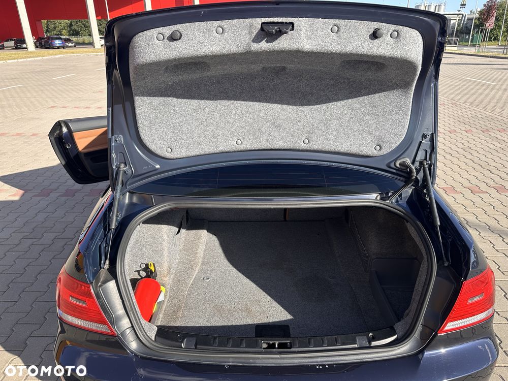 BMW Seria 3 320i - 27