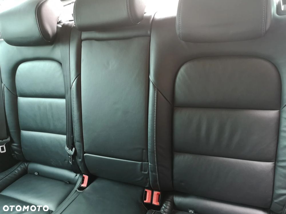 Skoda Superb 2.0 TDI Elegance DSG - 13