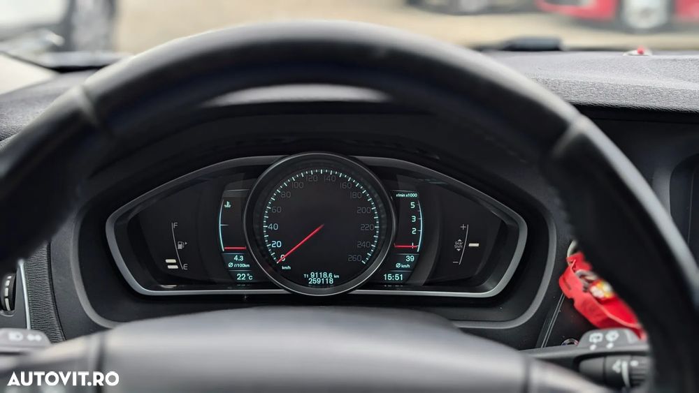 Volvo V40 D2 ECO Kinetic - 8