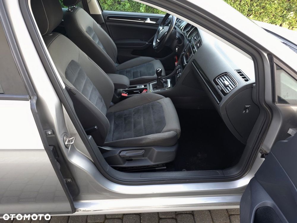 Volkswagen Golf 1.4 TSI BMT Highline - 6