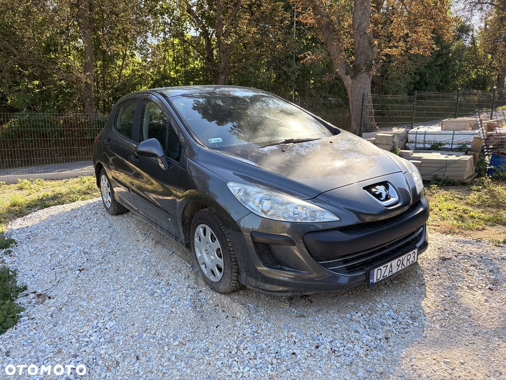 Peugeot 308 - 1