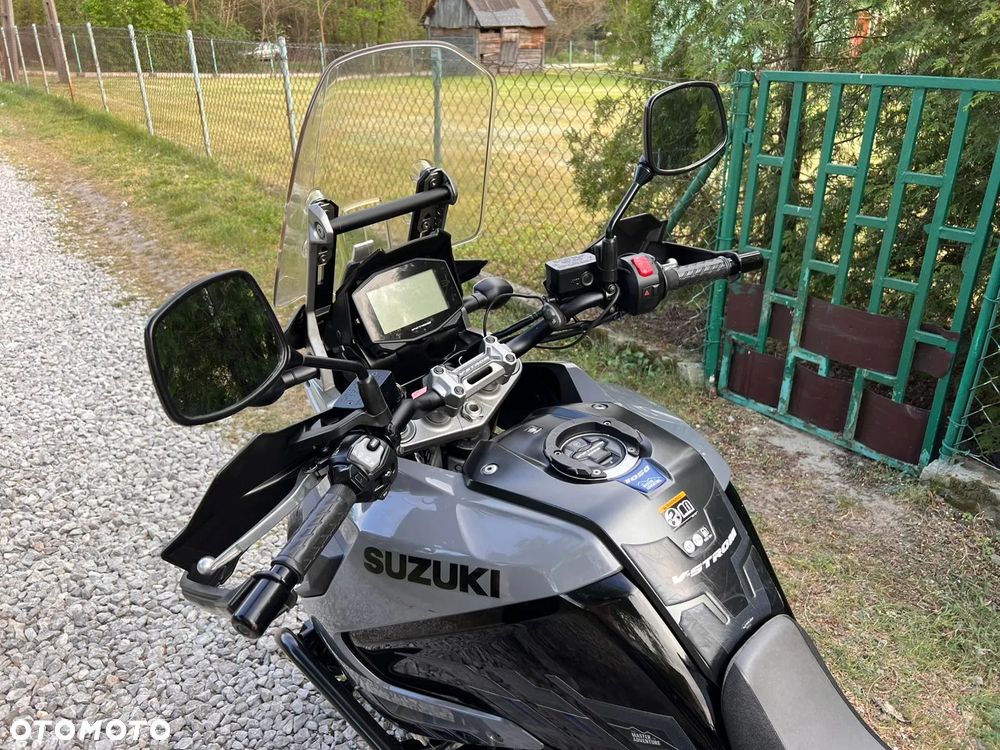Suzuki V-STROM - 14