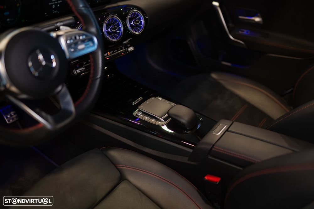 Mercedes-Benz CLA 250 e Shooting Brake AMG Line - 24