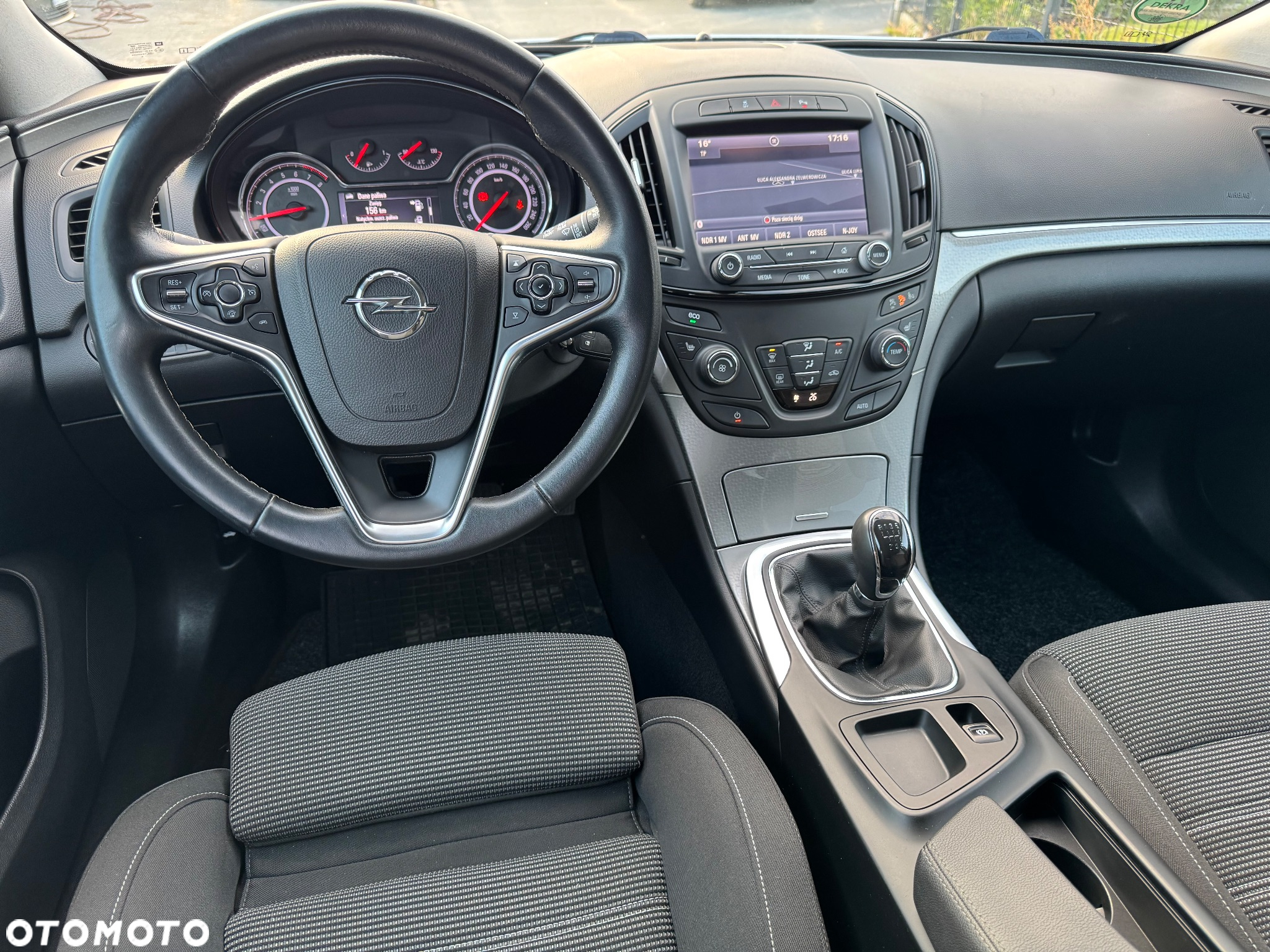 Opel Insignia 1.4 T Executive S&S - 26