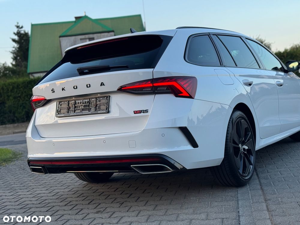 Skoda Octavia 2.0 TDI DSG RS - 18