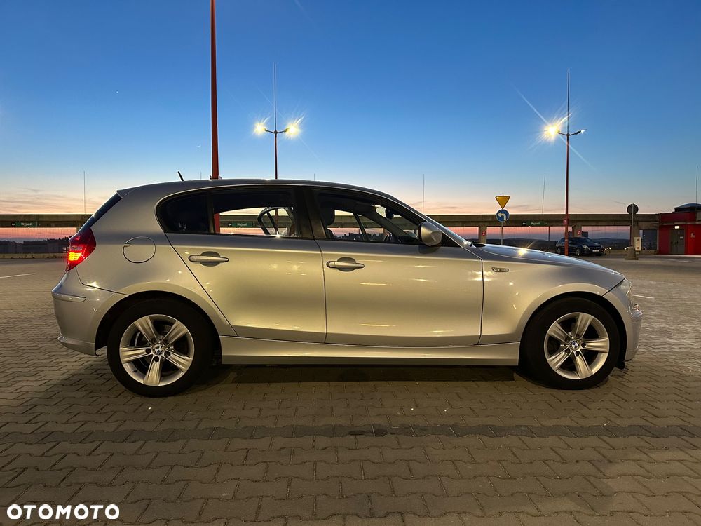 BMW Seria 1 116d DPF - 5