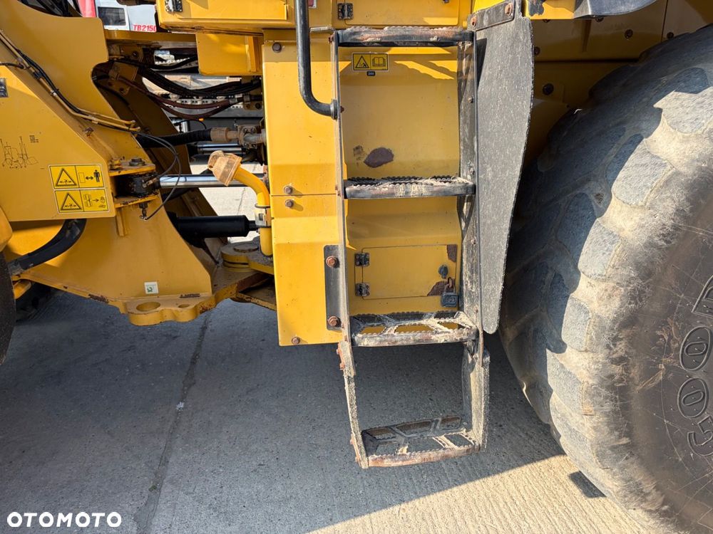 CAST 966 Mxe 4X4 - 25