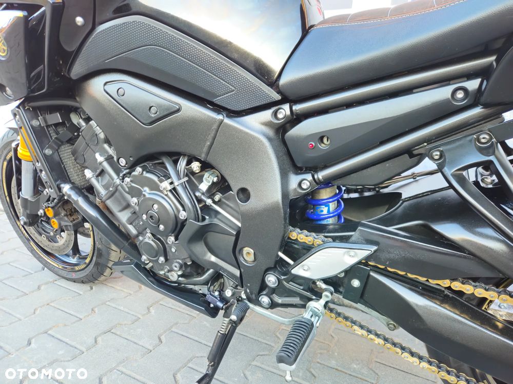 Yamaha FZ8 - 20