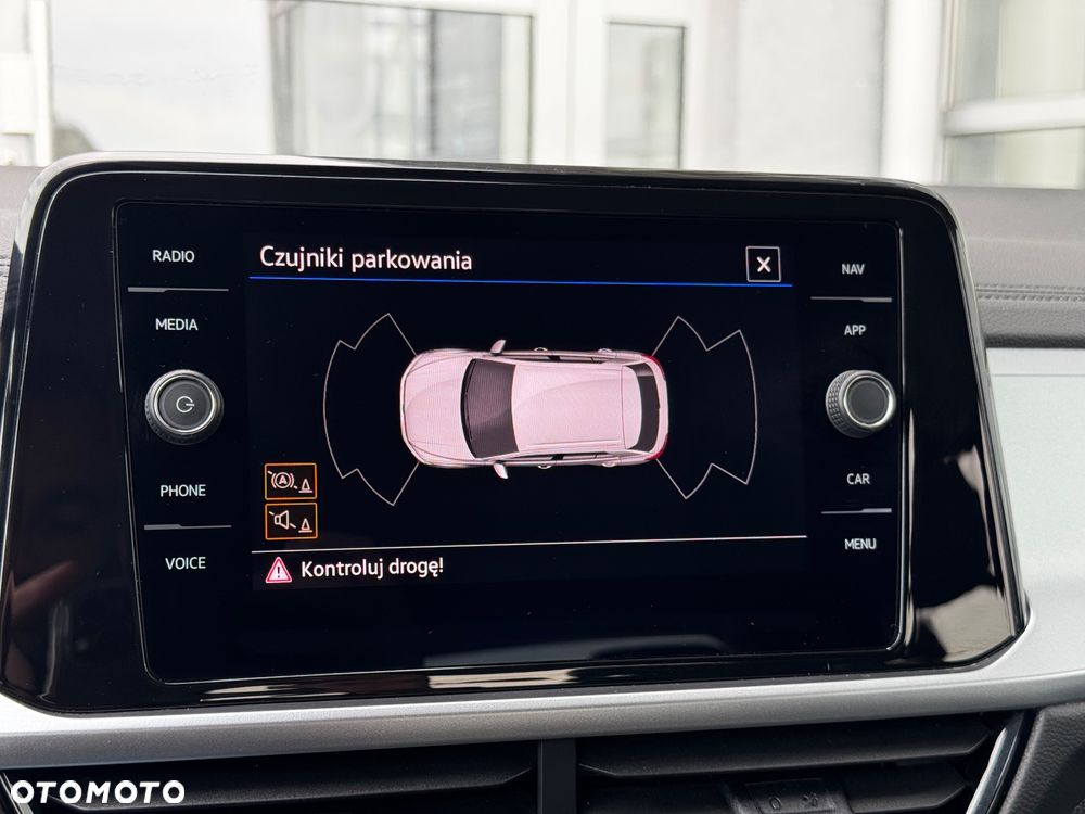 Volkswagen T-Roc 1.5 TSI Life DSG - 23