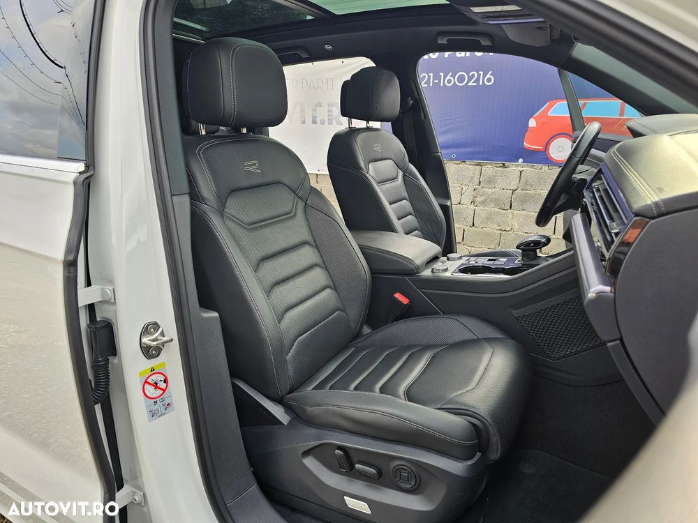 Volkswagen Touareg 3.0 V6 TDI SCR 4Motion Automatik R-Line - 31