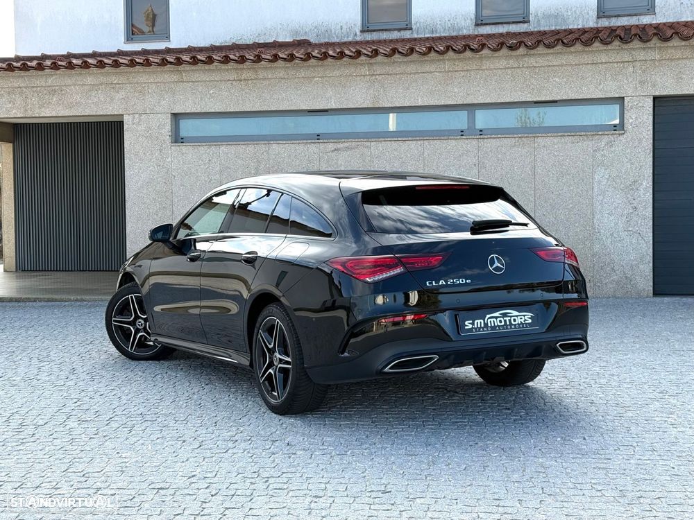 Mercedes-Benz CLA 250 e Shooting Brake AMG Line - 2